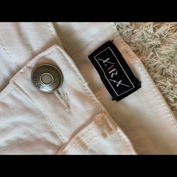 Wide Leg White High Waisted Jeans - Picture 3 of 4